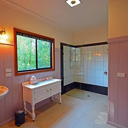 Araluen Park Cottages Lakes Entrance Exterior photo